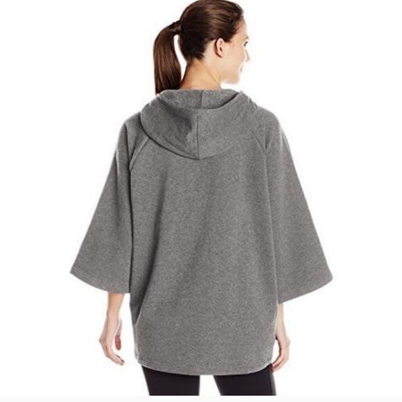 Lucy Breathe and Believe Poncho Shirt S/P - Picture 2 of 4